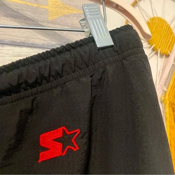 Vintage 90’s STARTER Chicago Bulls Windbreaker Pants